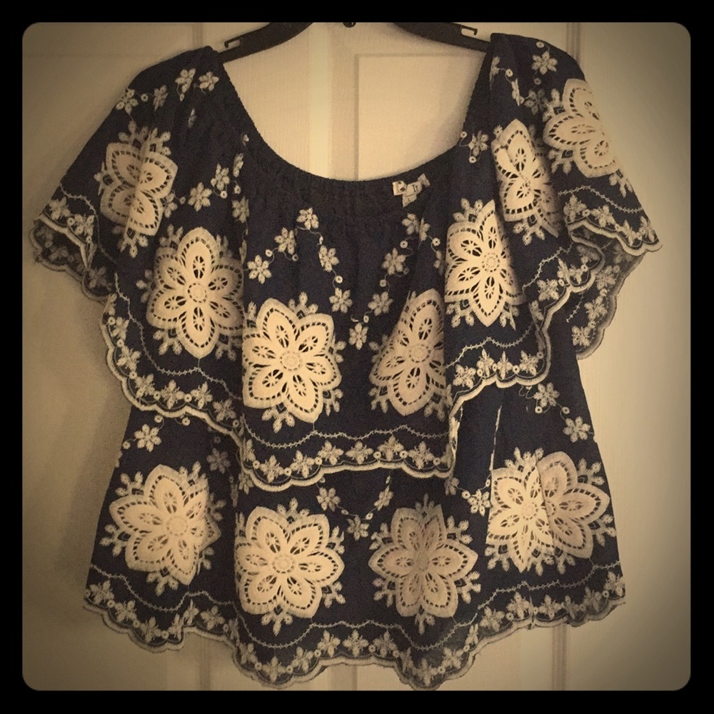 Frilled Flower Pattern Top